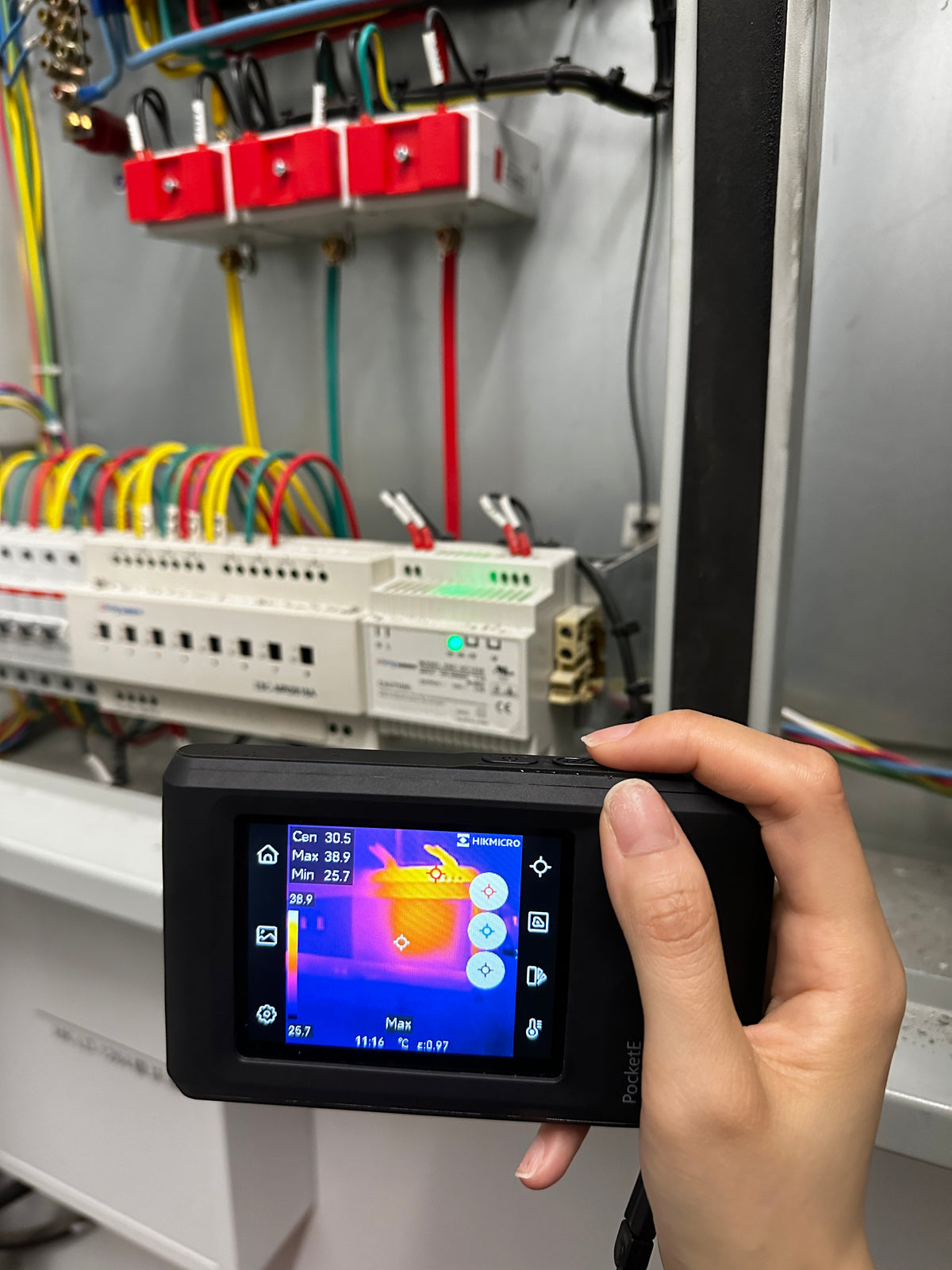 POCKET E · Cámara termográfica de bolsillo · 96×96 px · -20 a 350 °C